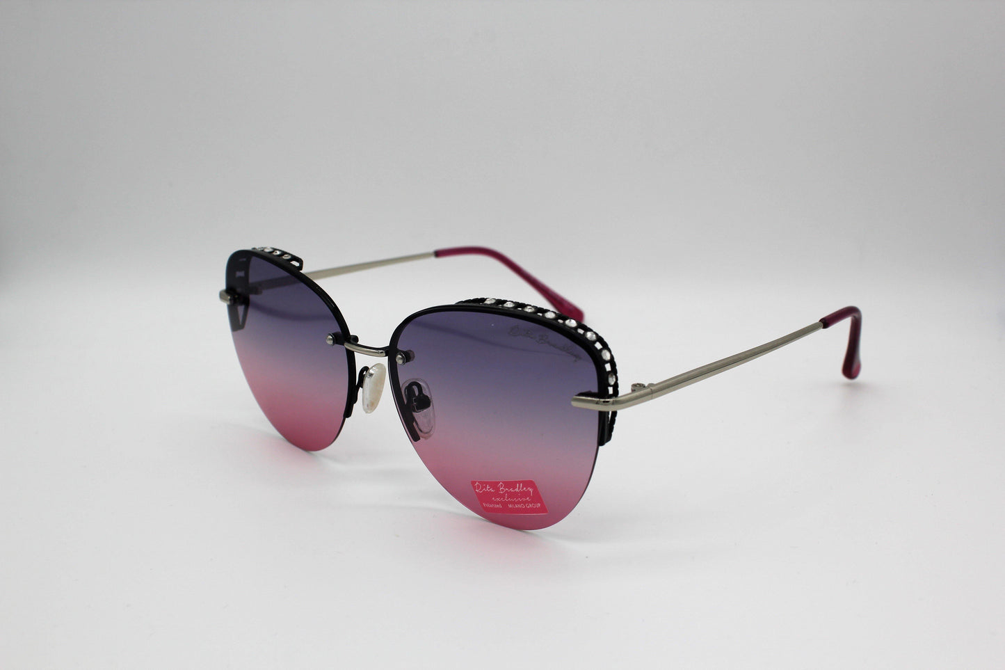 Rita Bradley - MorisMag