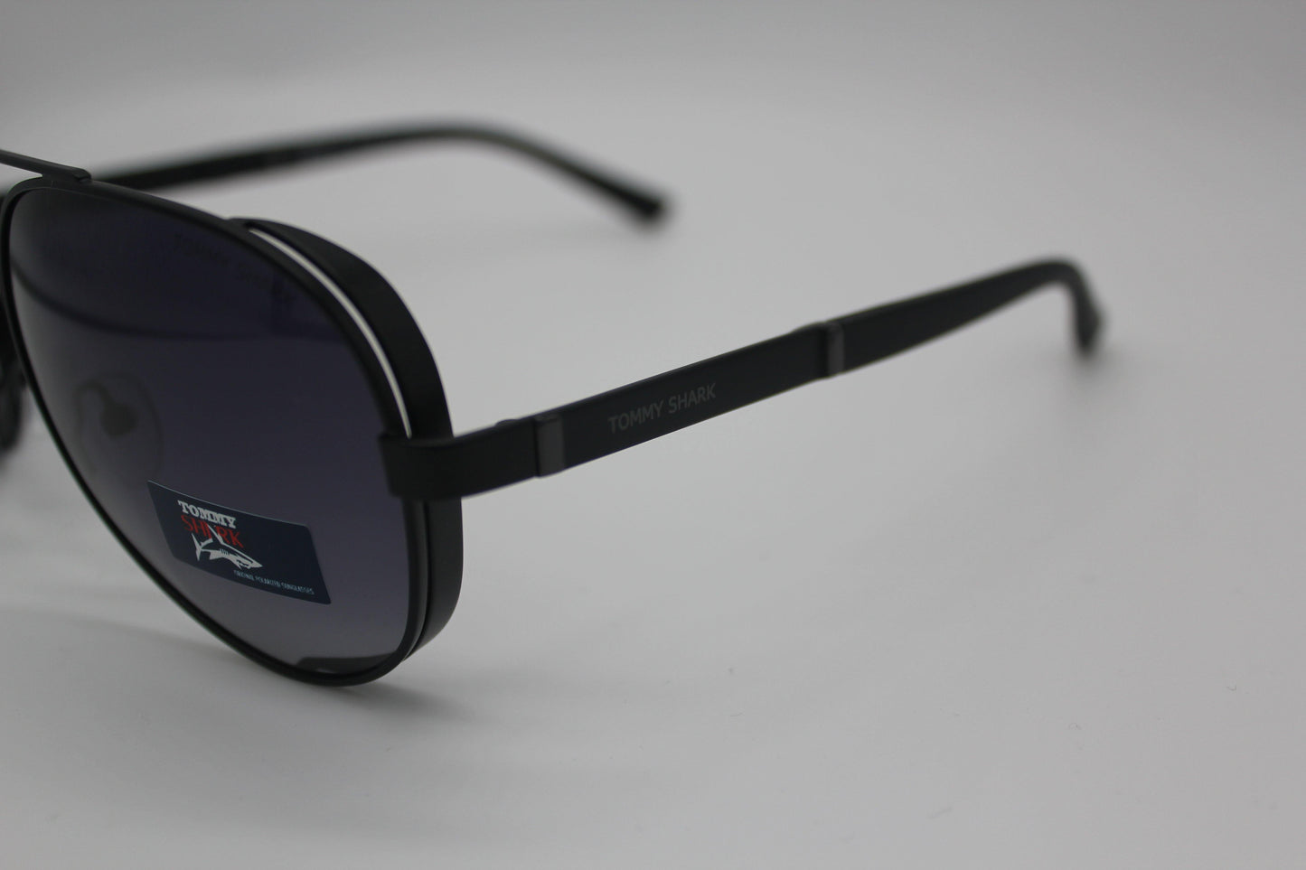 Tommy Shark TS2020