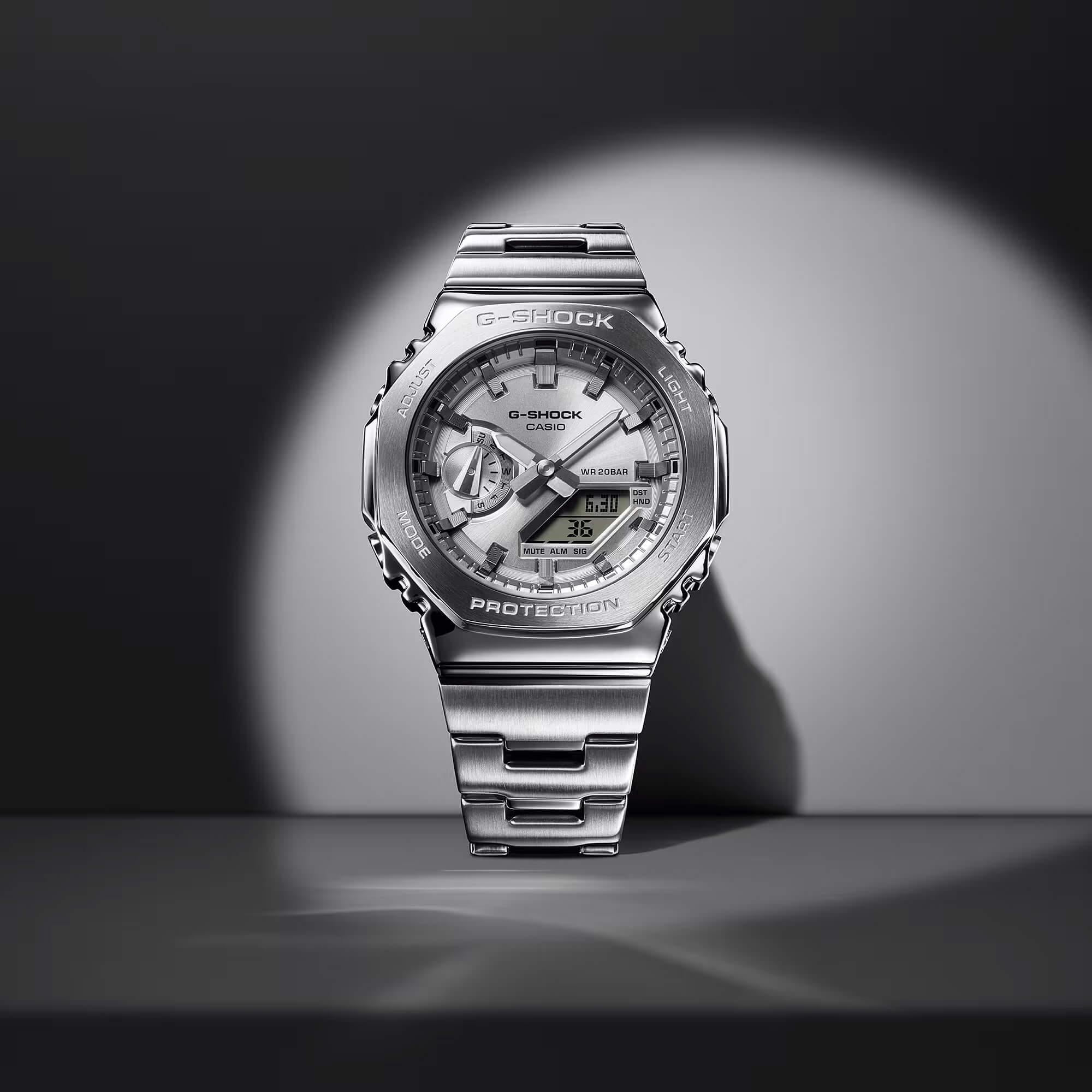 Casio G-Shock GM-2110D-7AER G-Steel мъжки часовник сребрист 