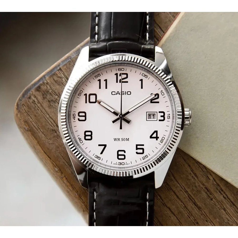 Casio MTP-1302PL-7BVEF часовник lifestyle детайл MorisMag