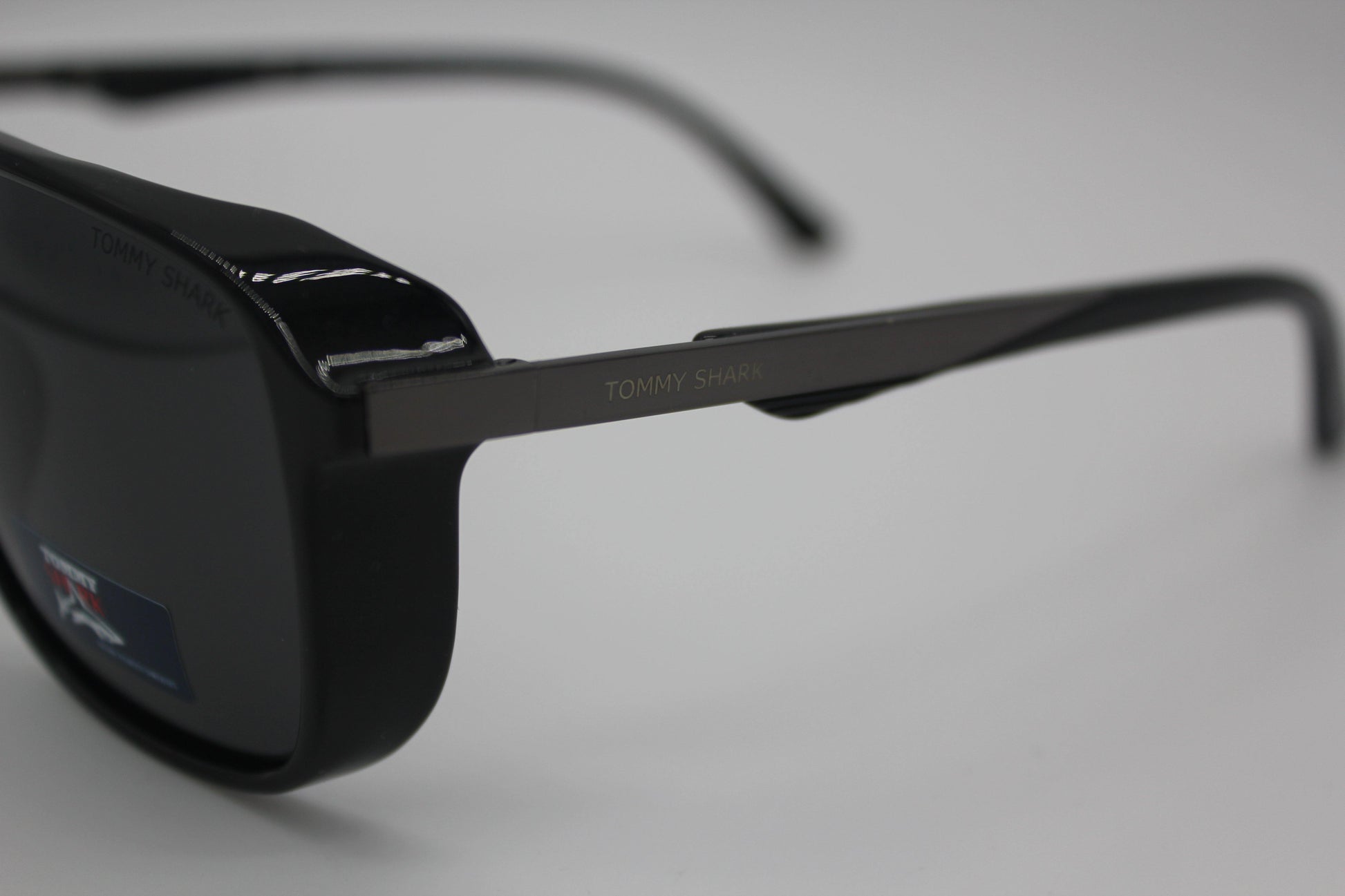 Tommy Shark TS2021 - MorisMag