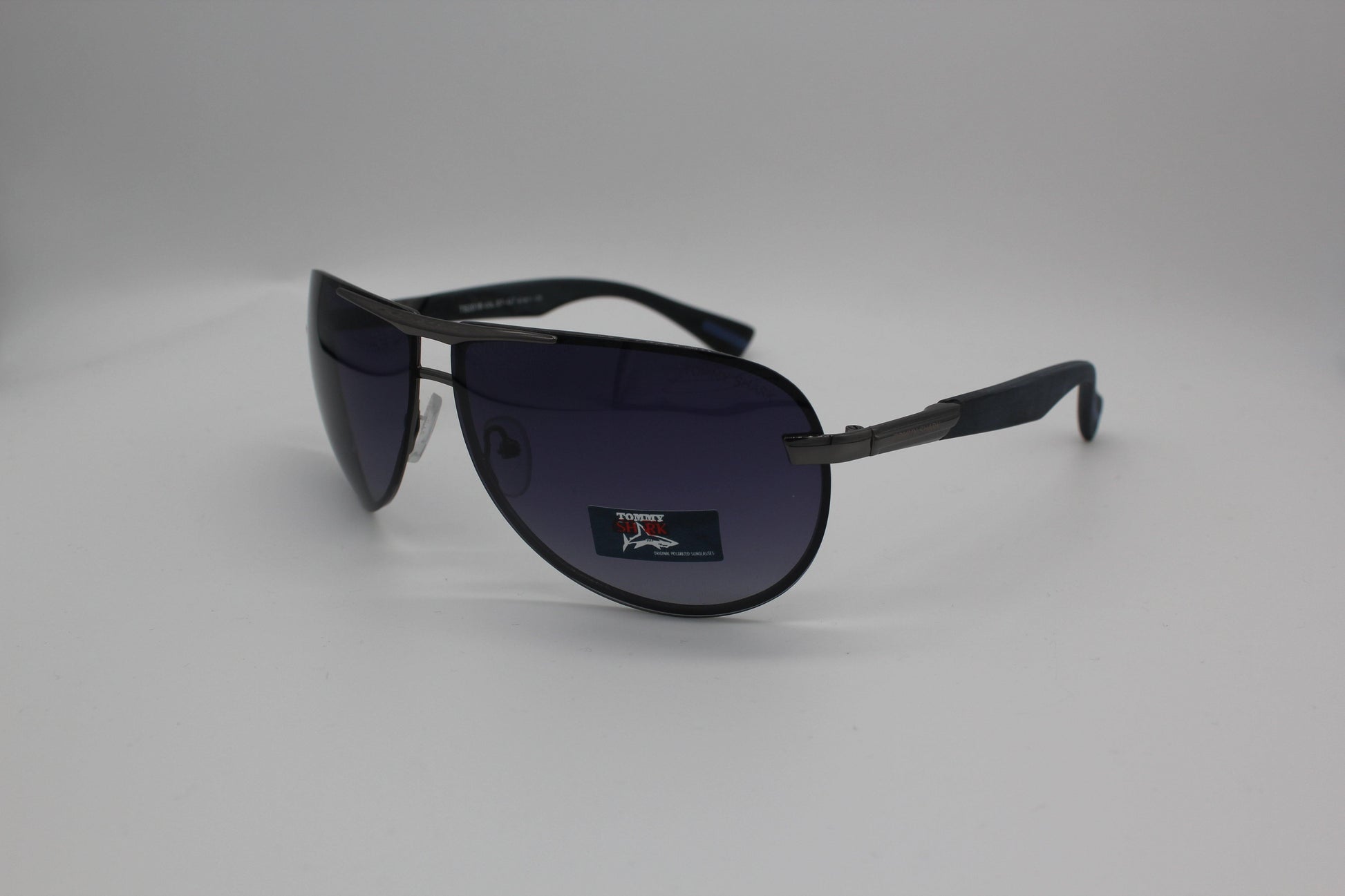 Tommy Shark TS2018